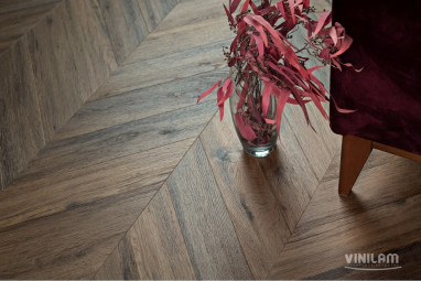 Виниловый ламинат Vinilam Parquet Chevron Glue Лувр